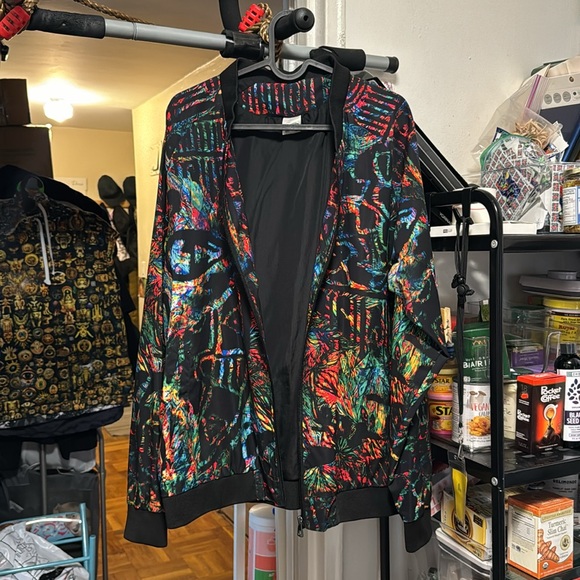 Abstrakjsnc designs XL jacket - Picture 2 of 4